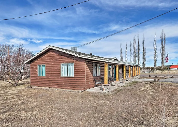 'the Eagar House' White Mountains Gem W/ Views! Holiday home *