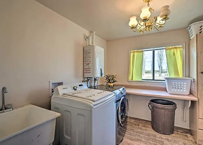 'the Eagar House' White Mountains Gem W/ Views!